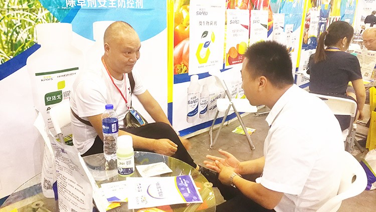 四川成都中國西部創(chuàng)新農(nóng)業(yè)博覽會—夫沃施用實力征服市場！