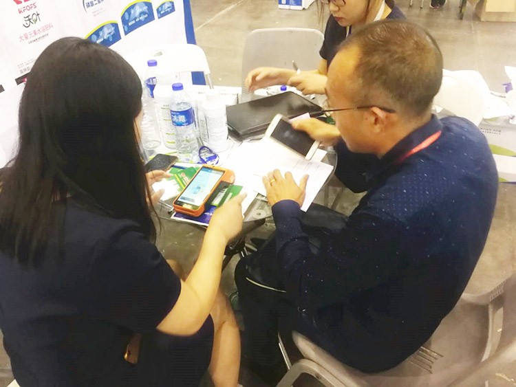四川成都中國西部創(chuàng)新農(nóng)業(yè)博覽會—夫沃施用實力征服市場！